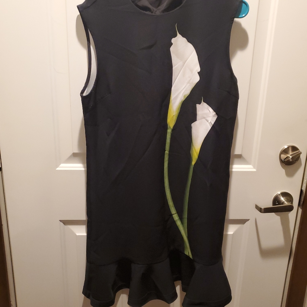 Sleeveless summer dress